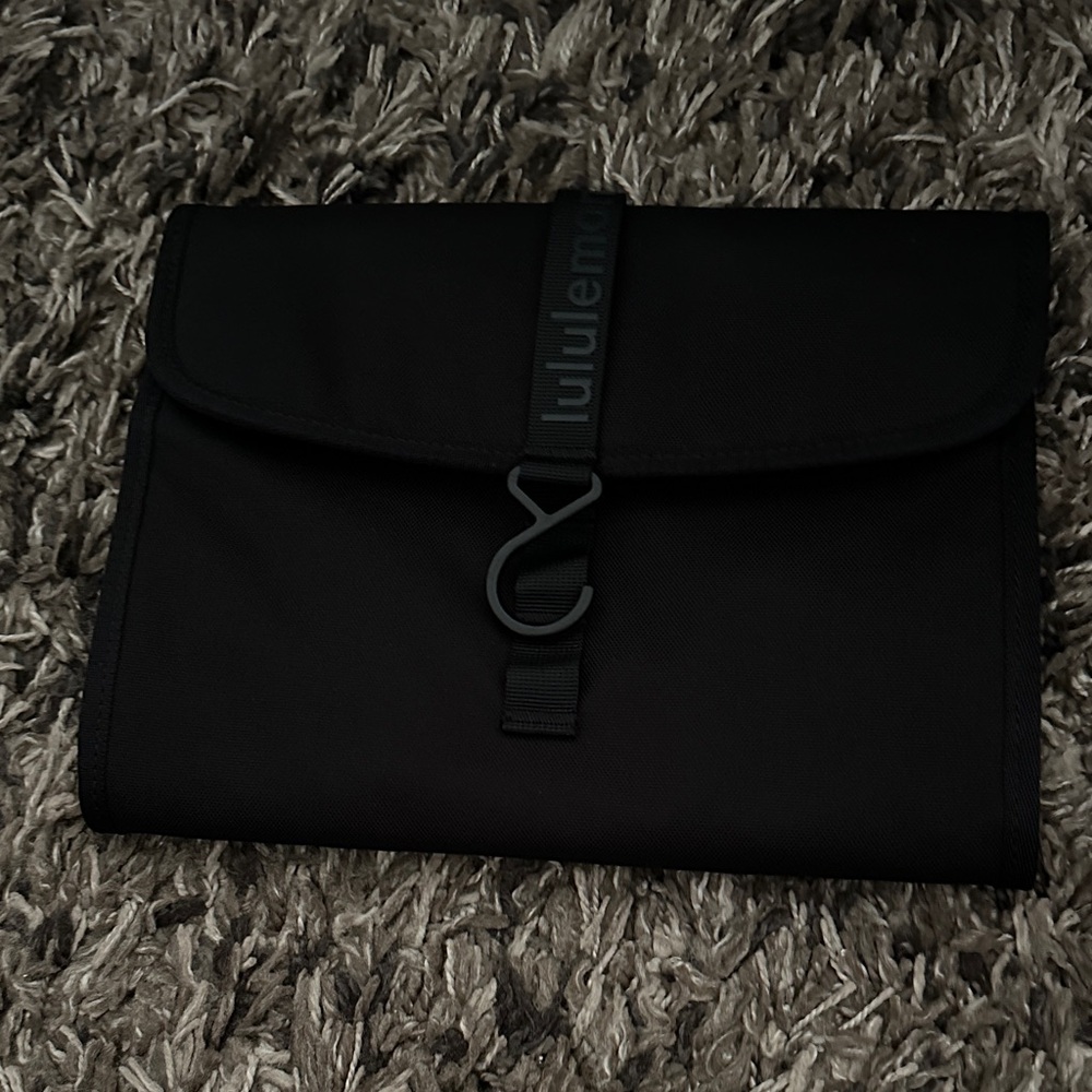 lululemon athletica Black Toiletry Bag
